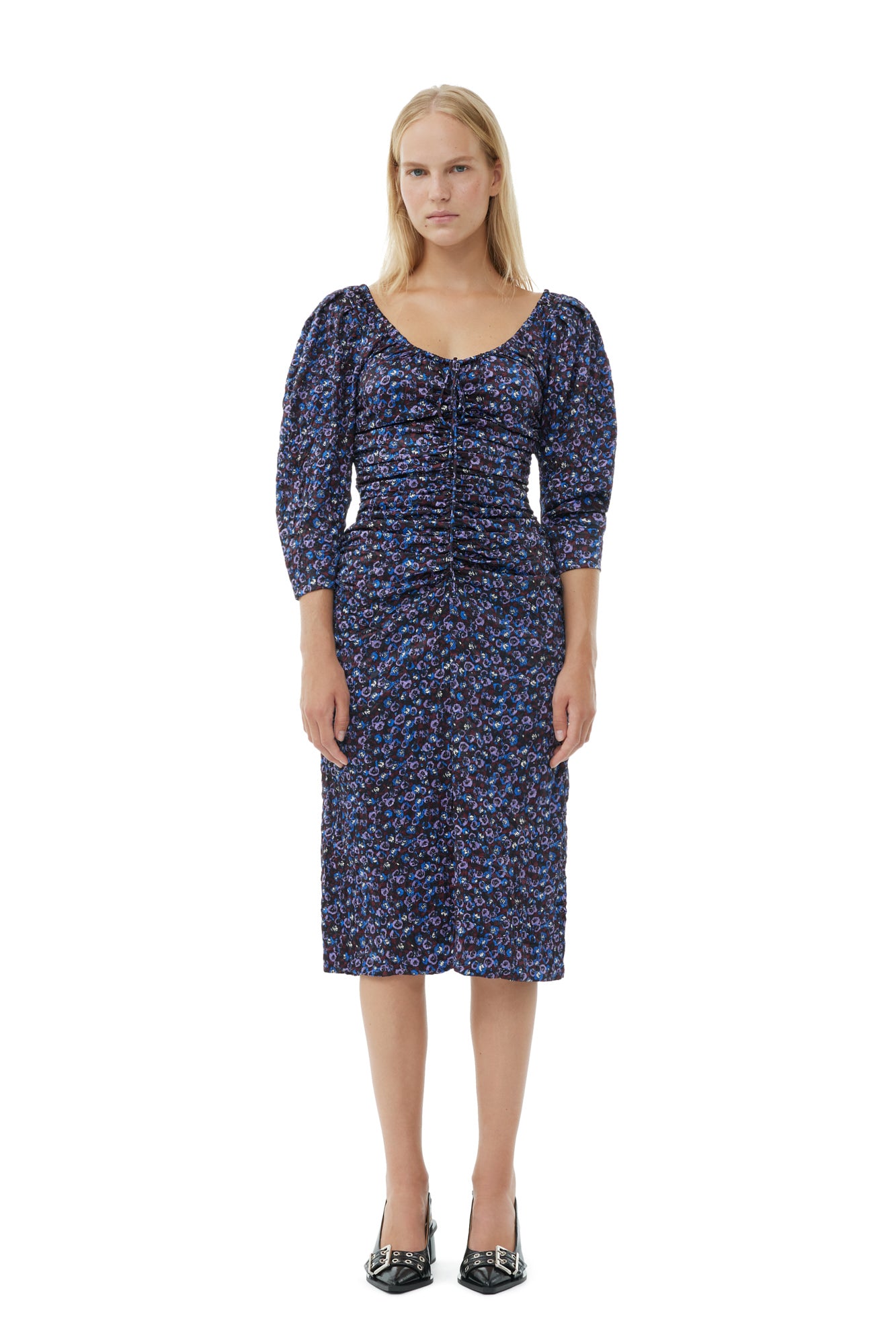 Crinkled Satin Gathered U-neck Midi Dress | Black