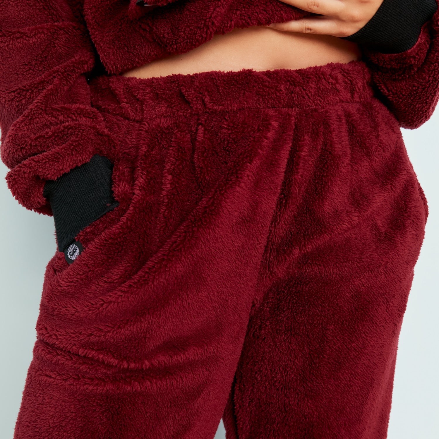Sherpa Fleece Lounge Joggers | Cabernet/Black