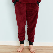 Sherpa Fleece Lounge Joggers | Cabernet/Black