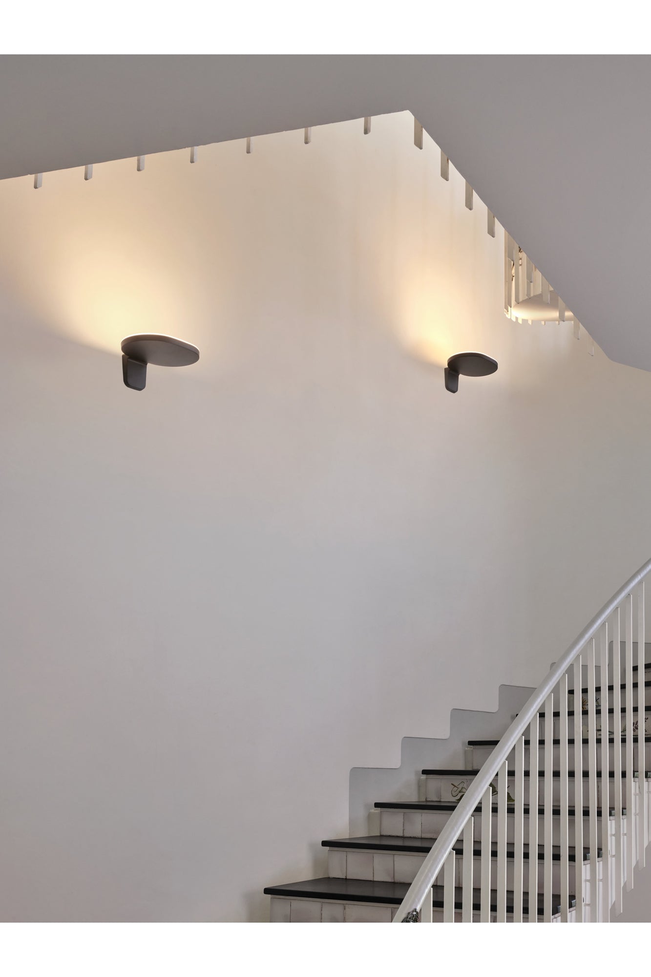 Oplight Wall 2 | Metallic Grey