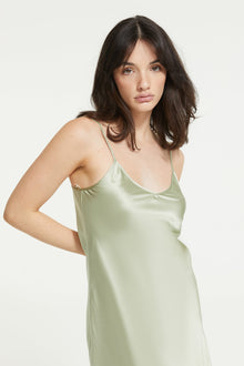 V-Neck Chemise | Lint
