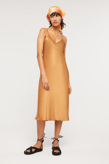 Silk V Neck Slip | Caramel