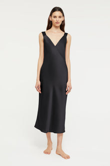 Day To Night Slip | Black