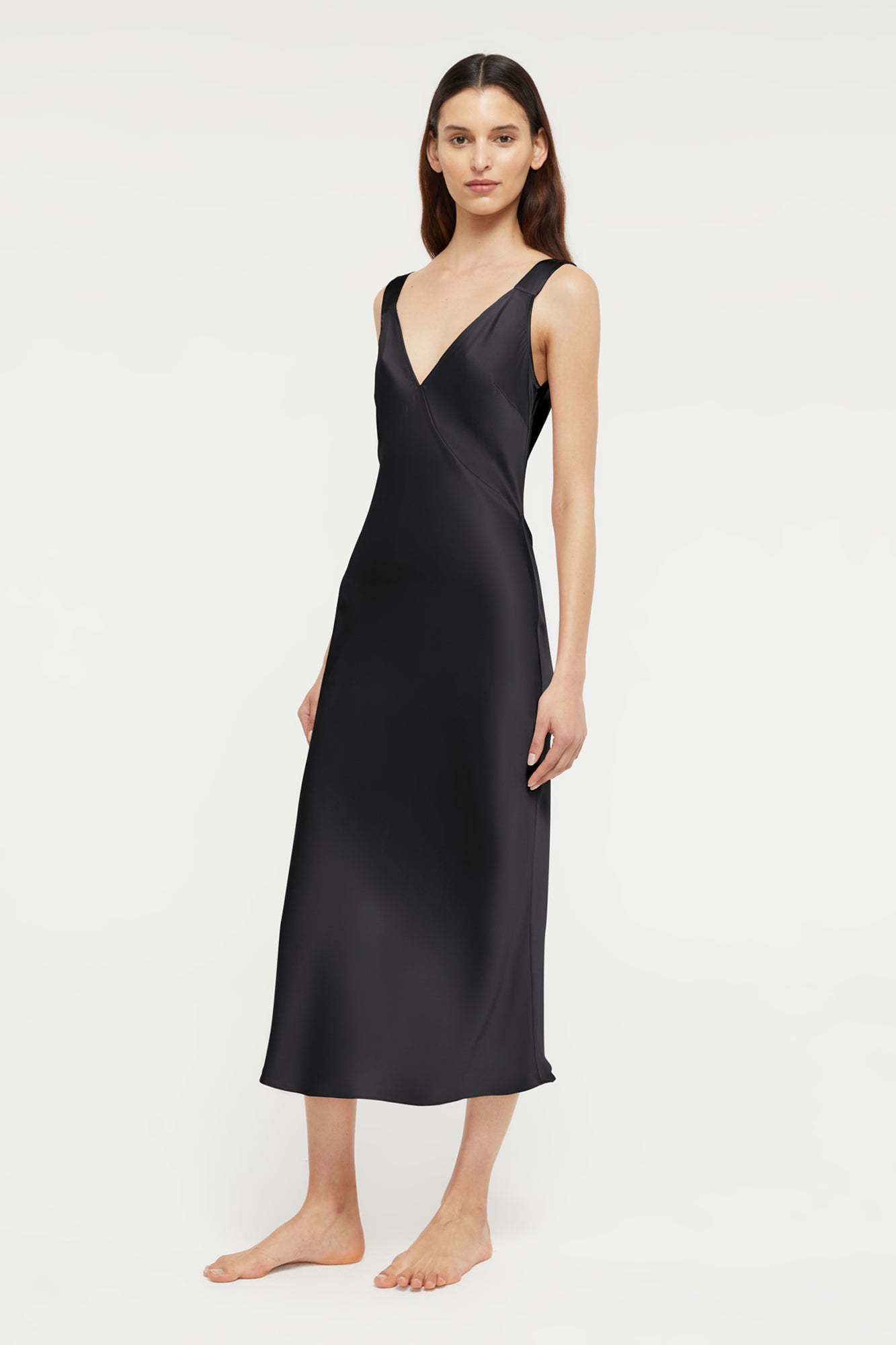 Day To Night Slip | Black