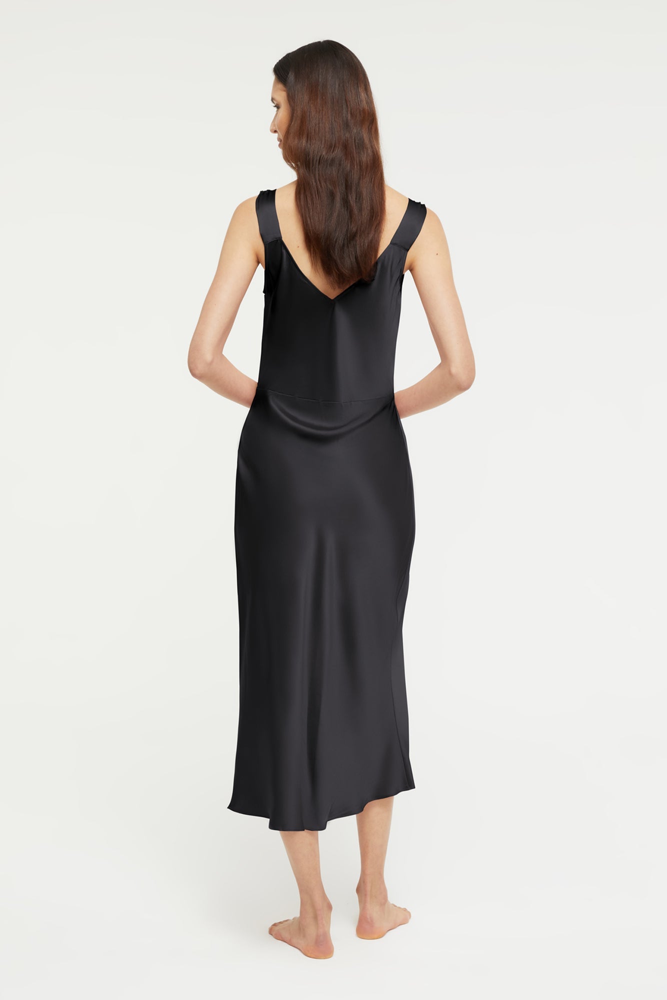 Day To Night Slip | Black