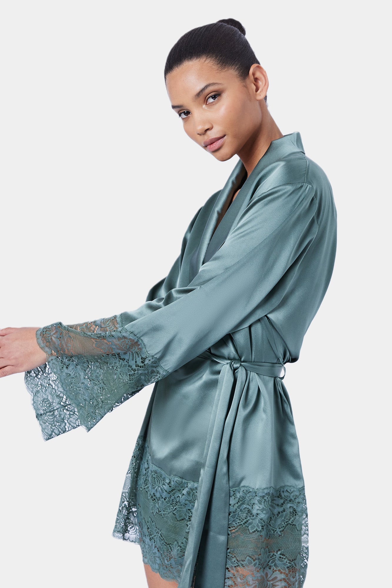 Silk Lace Robe | Moss