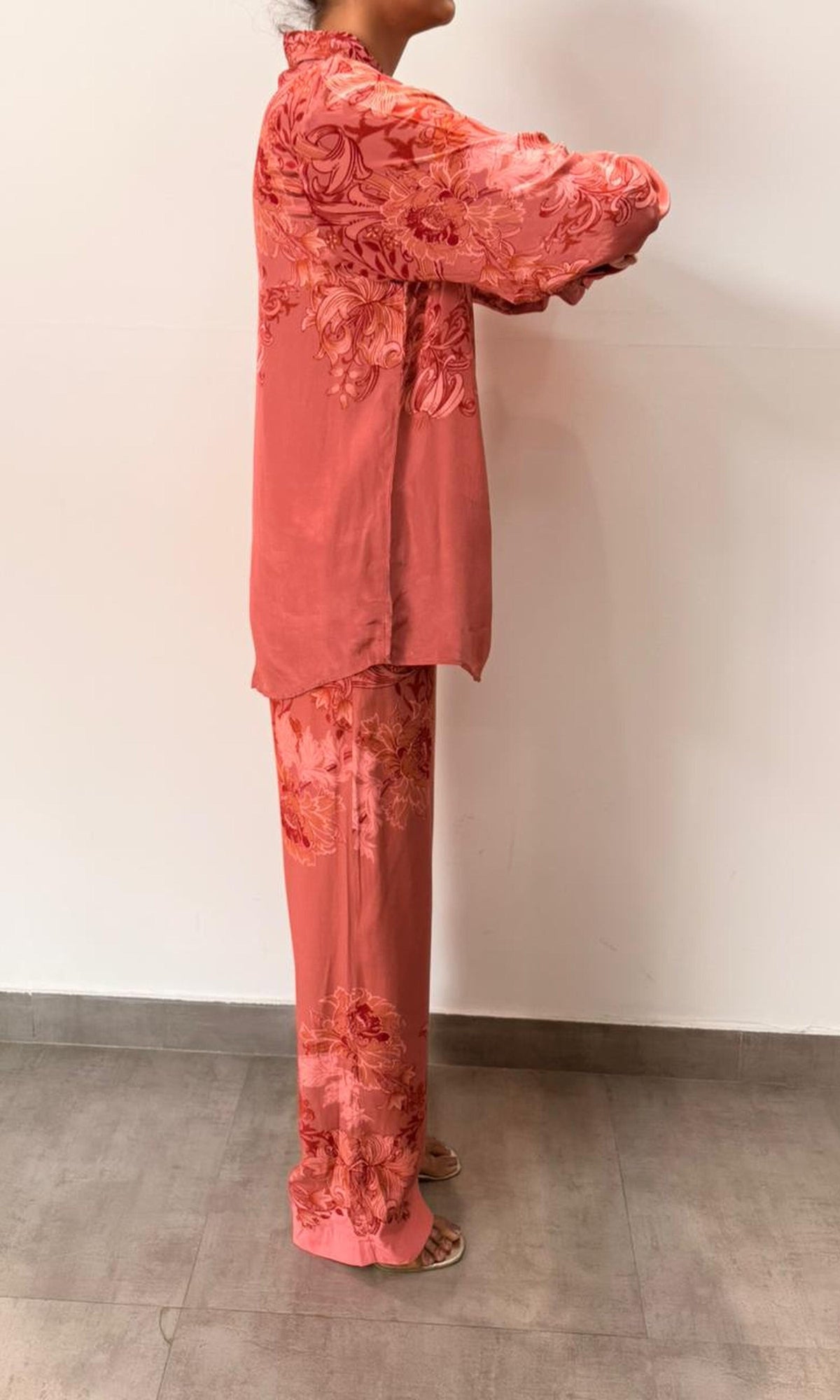 Hemant And Nandita | Inv Viscose Crepe Coller Shirt | Vine Floral