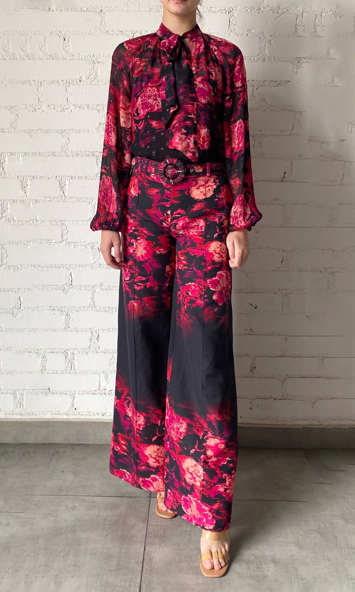 Hemant And Nandita | Zina Viscose Georgette Lurex Dobby Blouse With Slip | Black Magenta