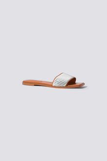 Carter Flat Sandal | Sierra Silver