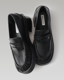 Womens | Fuse Leather Loafer | Black