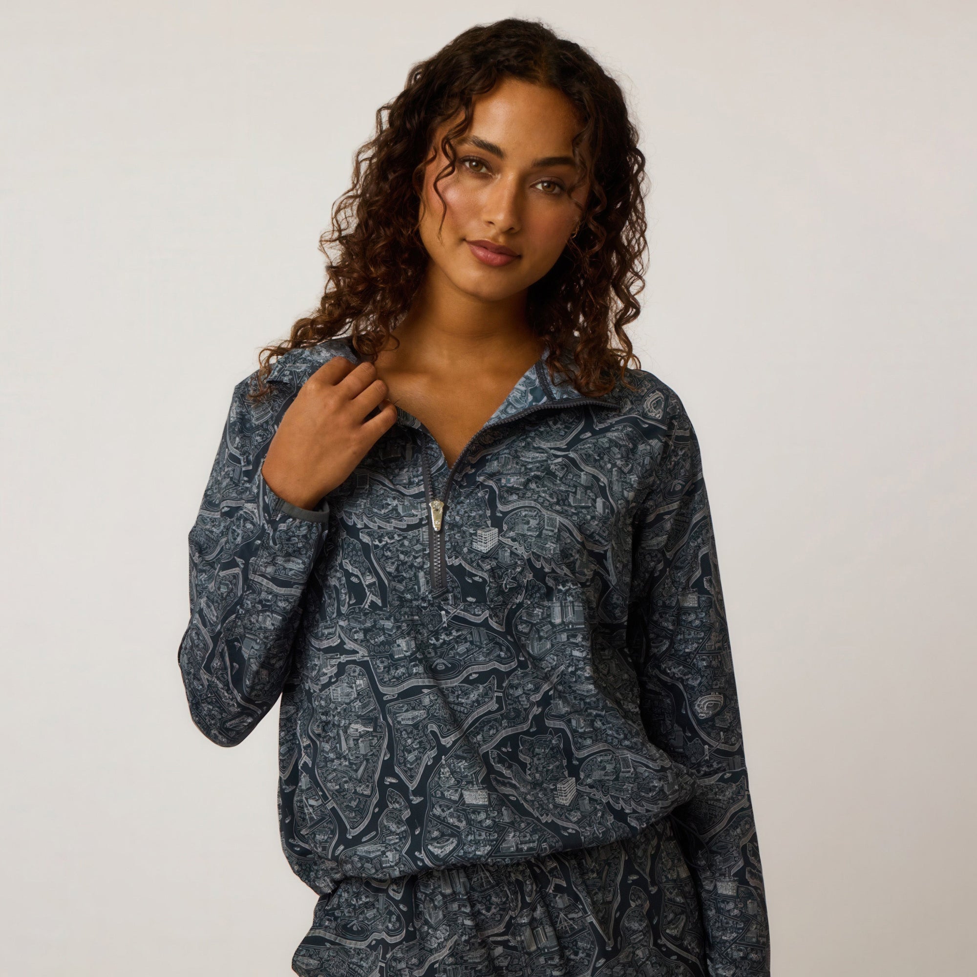 Women | Utopia Newago Half-Zip Jacket | Anthracite