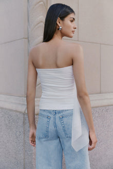 #Off White