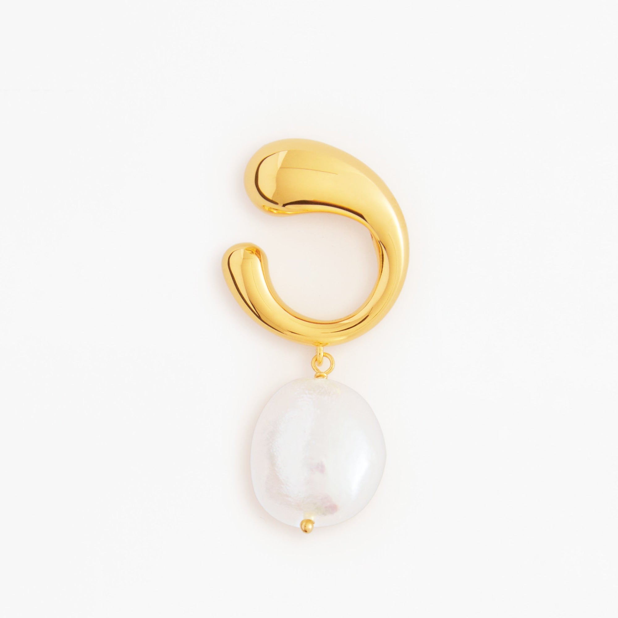 Aura Ear Cuff | 18K Gold Vermeil | Freshwater Pearls