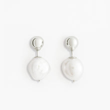Pin Earrings | Silver | Freshwater Pearls