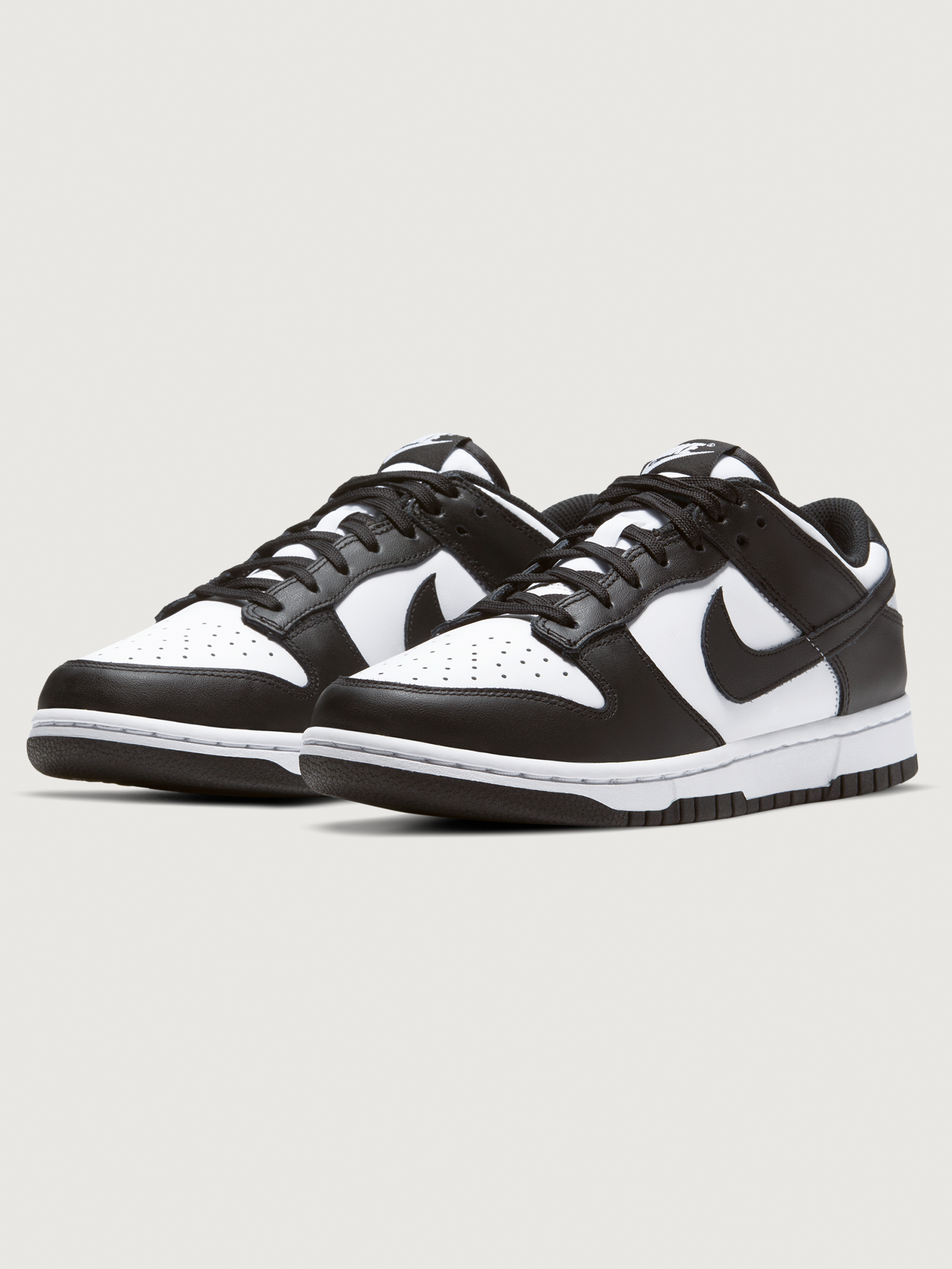 Nike | Nike Dunk Low | White/Black-White