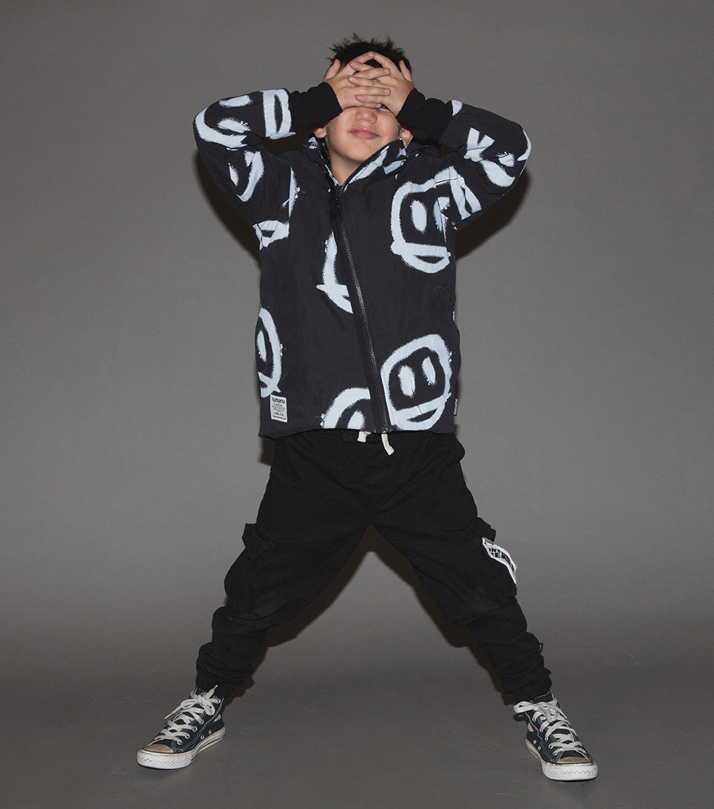 Kid | Sprayed Smiles Down Jacket | Black