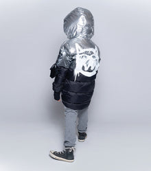 Kid | Trio Mischief Cat Down Jacket | Black x Silver