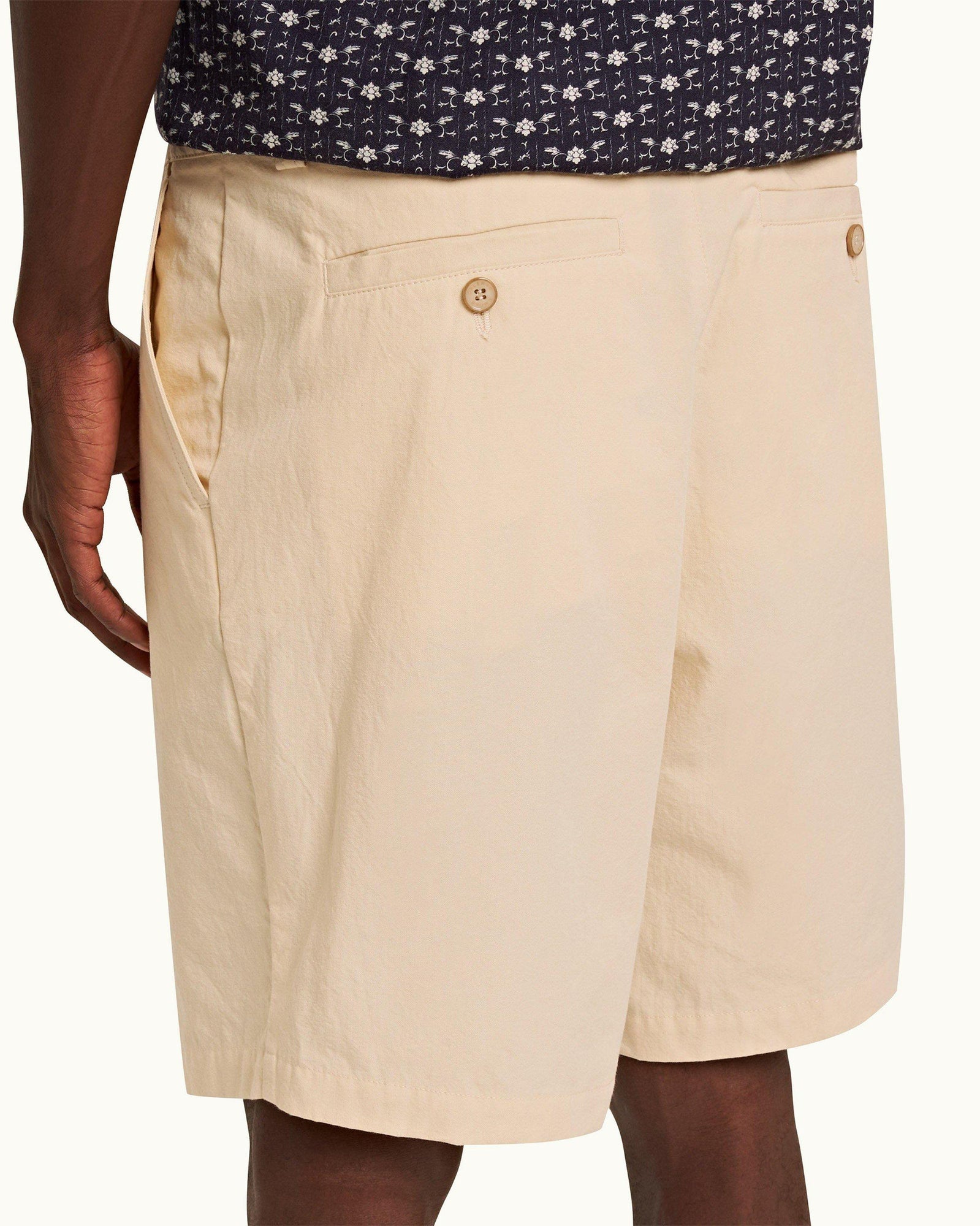 Pebble Easy Fit Single Pleat Laundered Cotton Shorts | Pebble