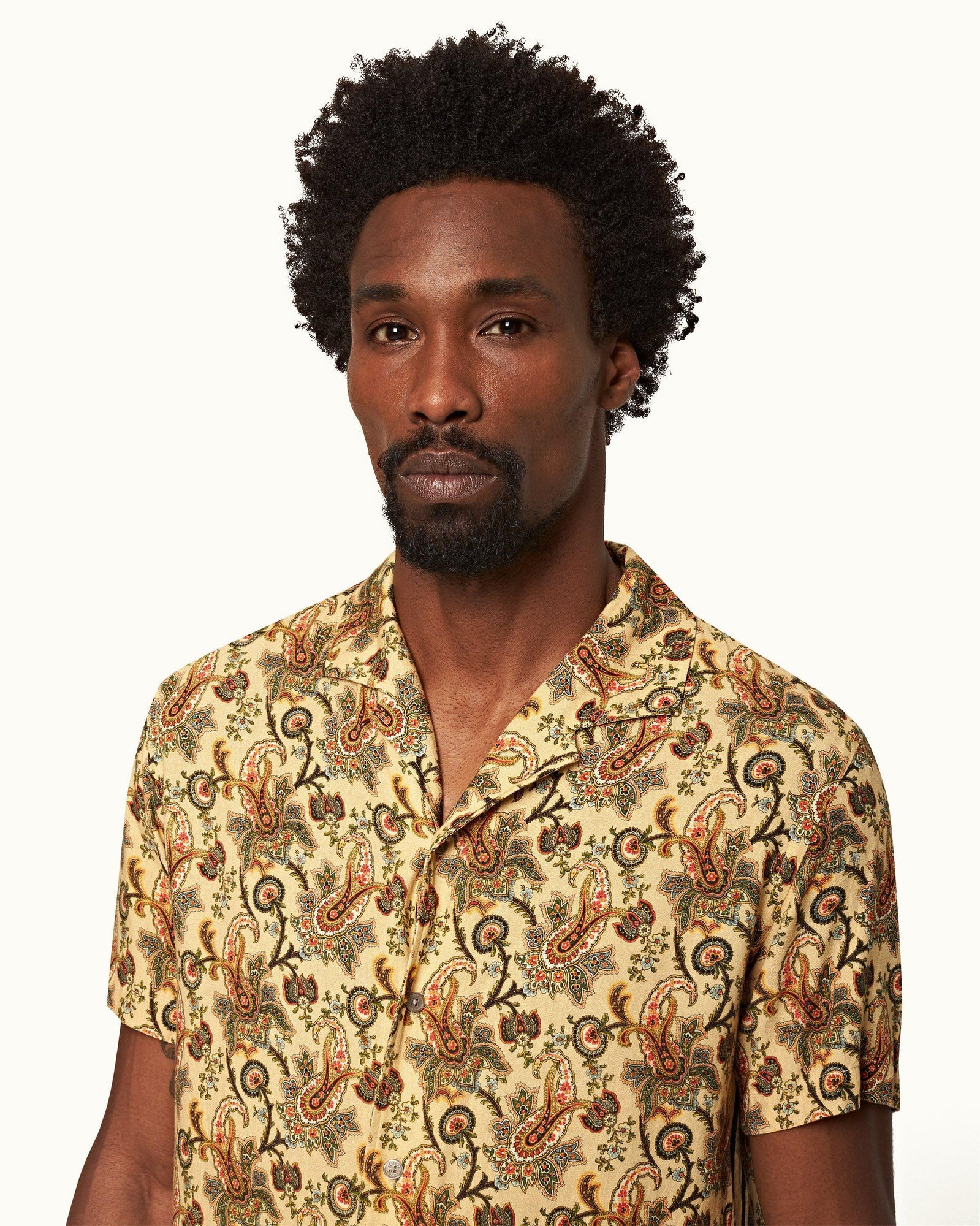 Shimmer Sunny Paisley Capri Collar Short-Sleeve Shirt | Shimmer