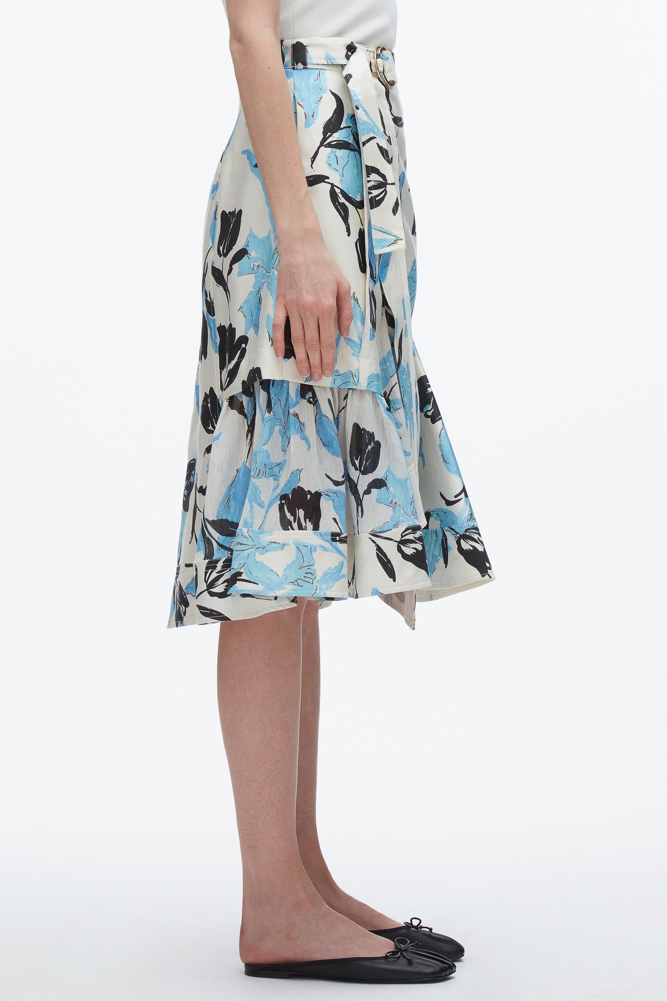 Joyful Tulip Cargo Skirt | Ivory Multi