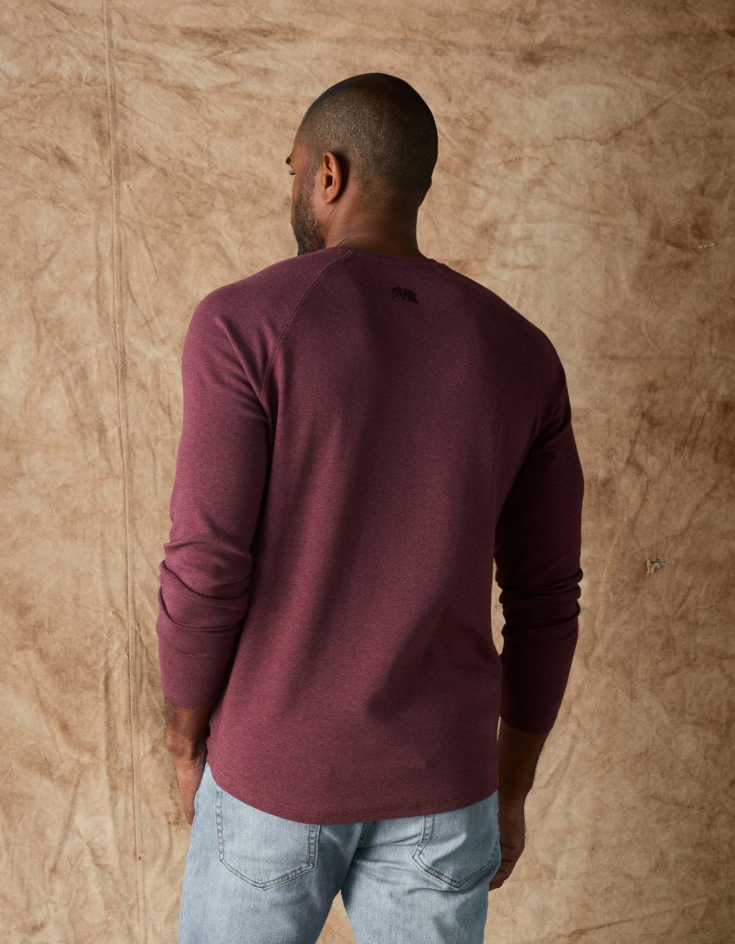 Men | Puremeso Everyday Henley | Wine