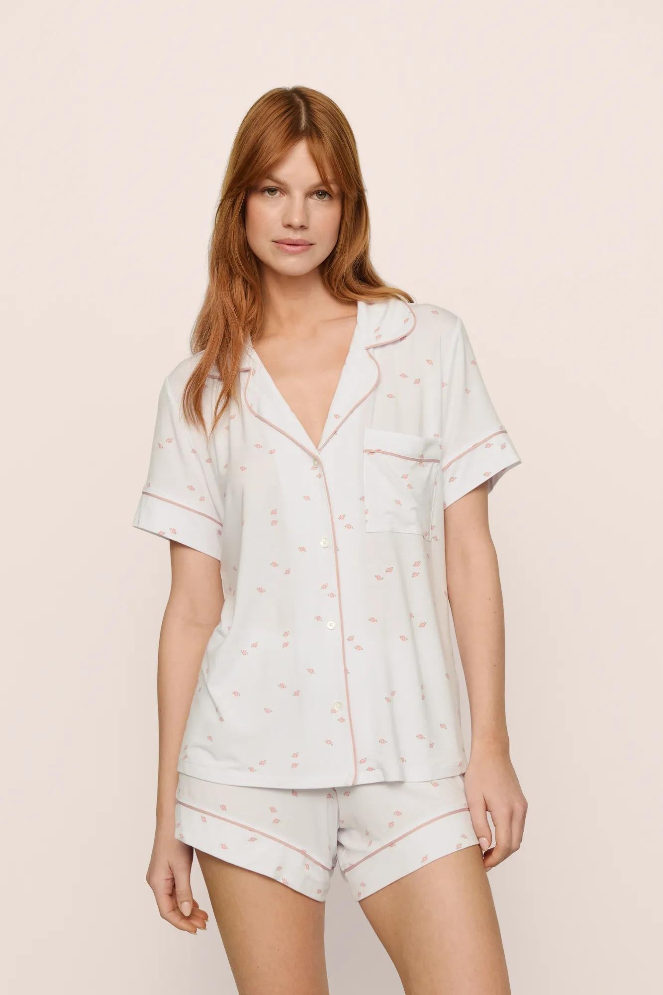 Model is wearing Gisele Printed TENCEL Modal Relaxed Short PJ Set in SummerDaisyWhite/PaleMauve