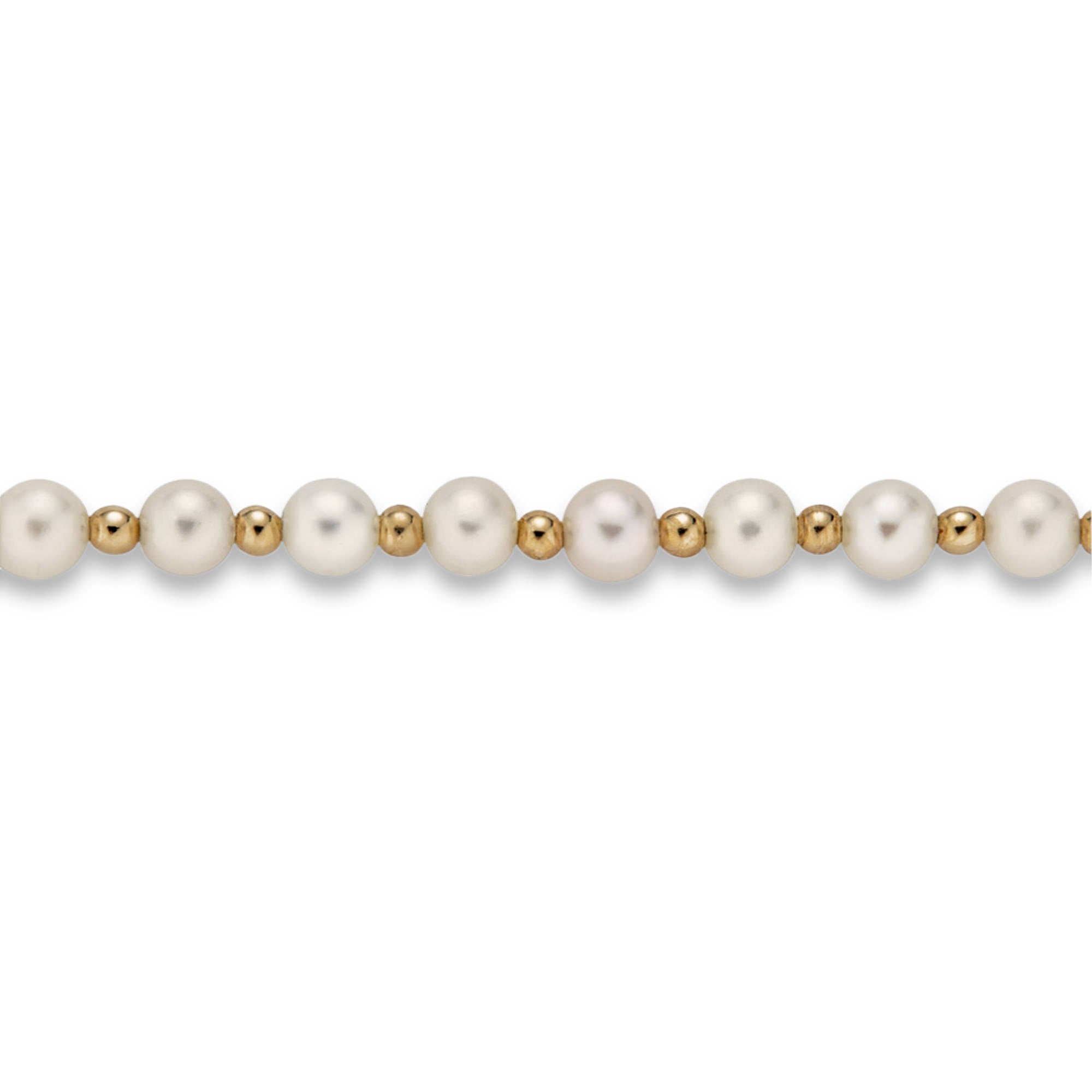 Stone and Strand 14K Yellow Gold Polished in Pearls Bracelet Close Up Image