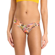 Signature Lace Low Rise Thong | Now You See Me (Black)
