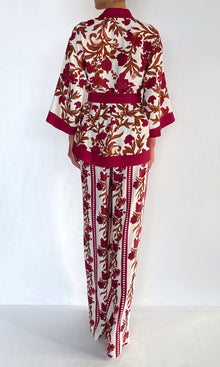 Rococo Sand | Maia Viscose Heavy Crepe Robe | Ivory Burgundy