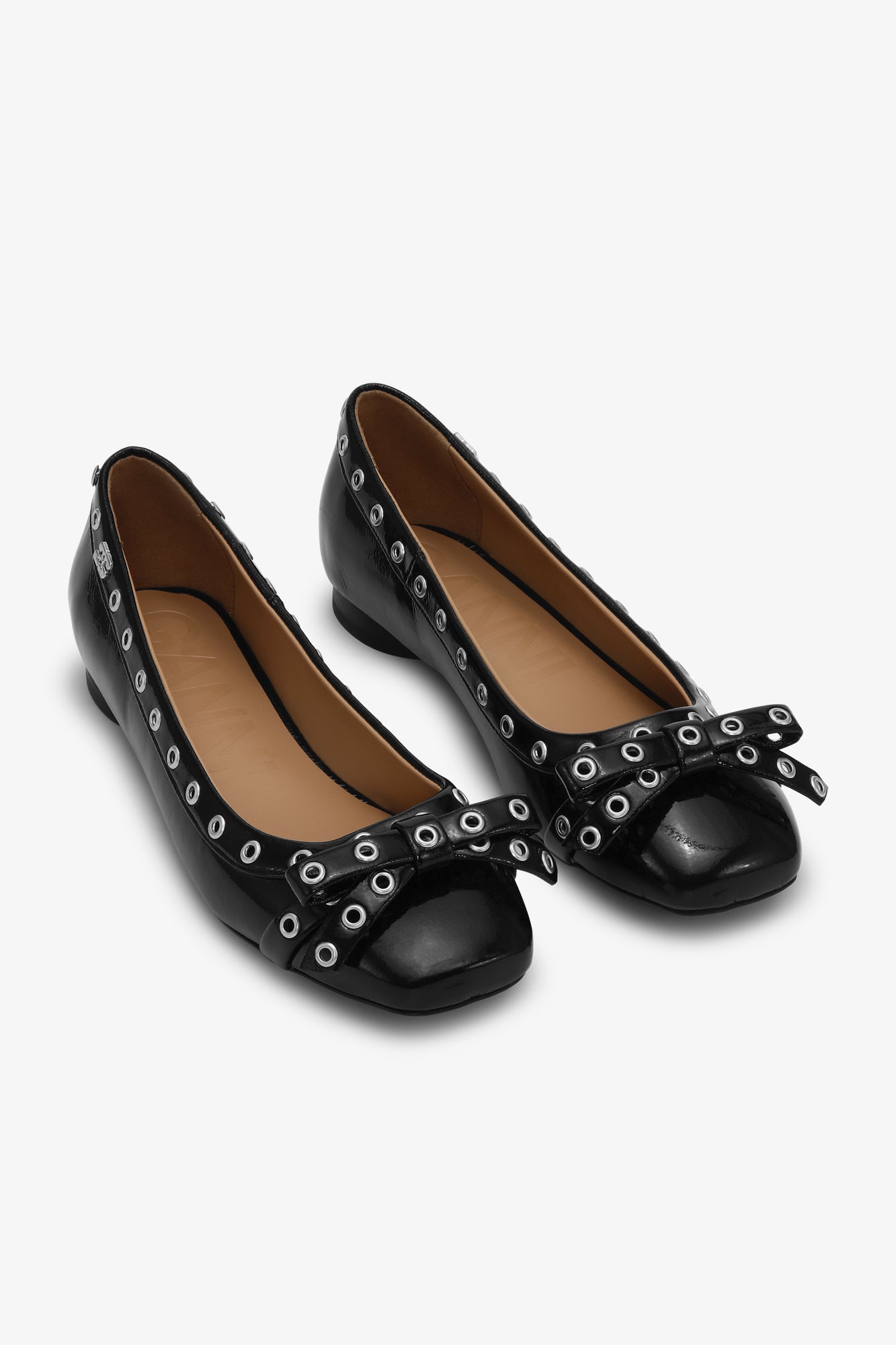 Eyelets Bow Ballerina Naplack | Black