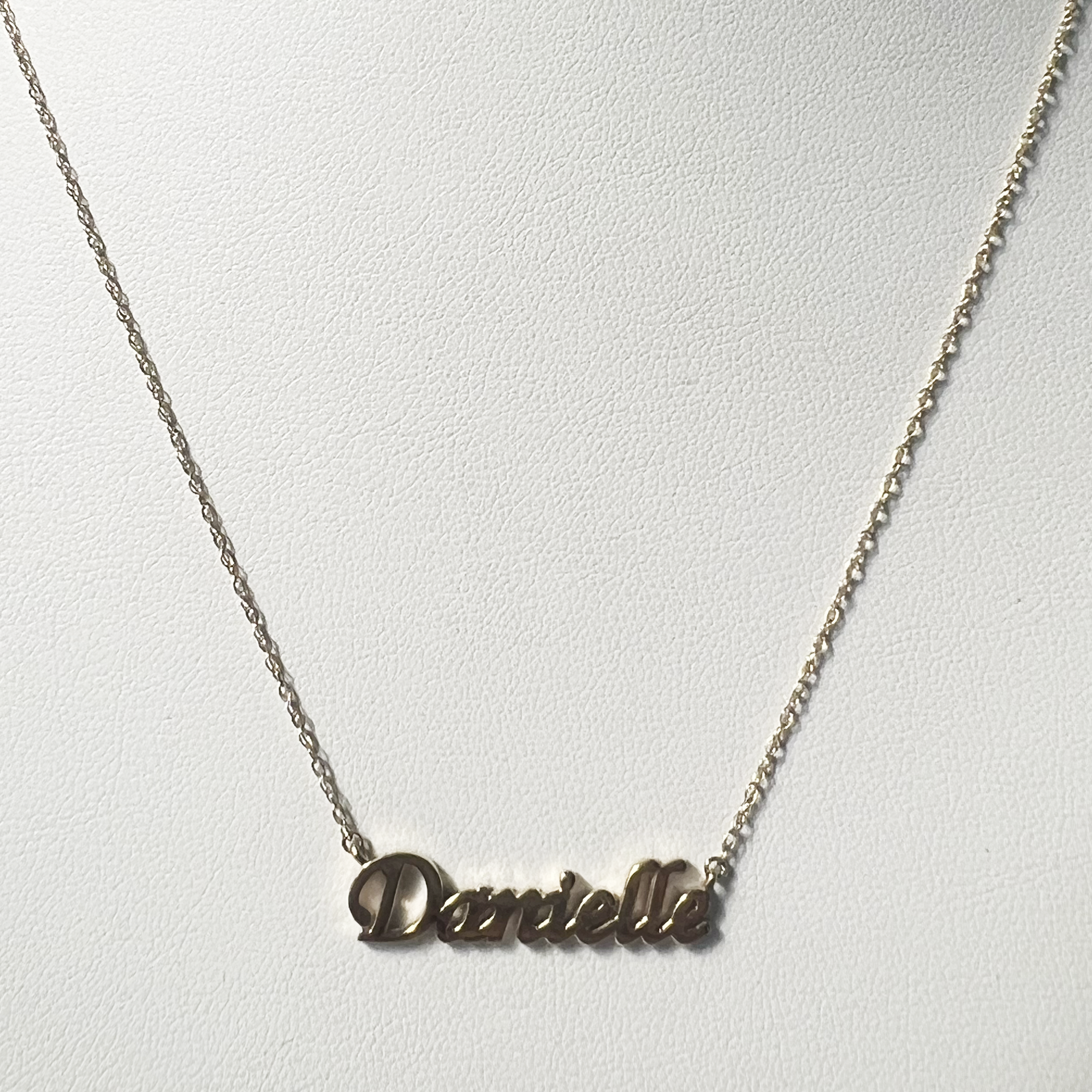 Danielle Script Necklace | 10K Yellow Gold
