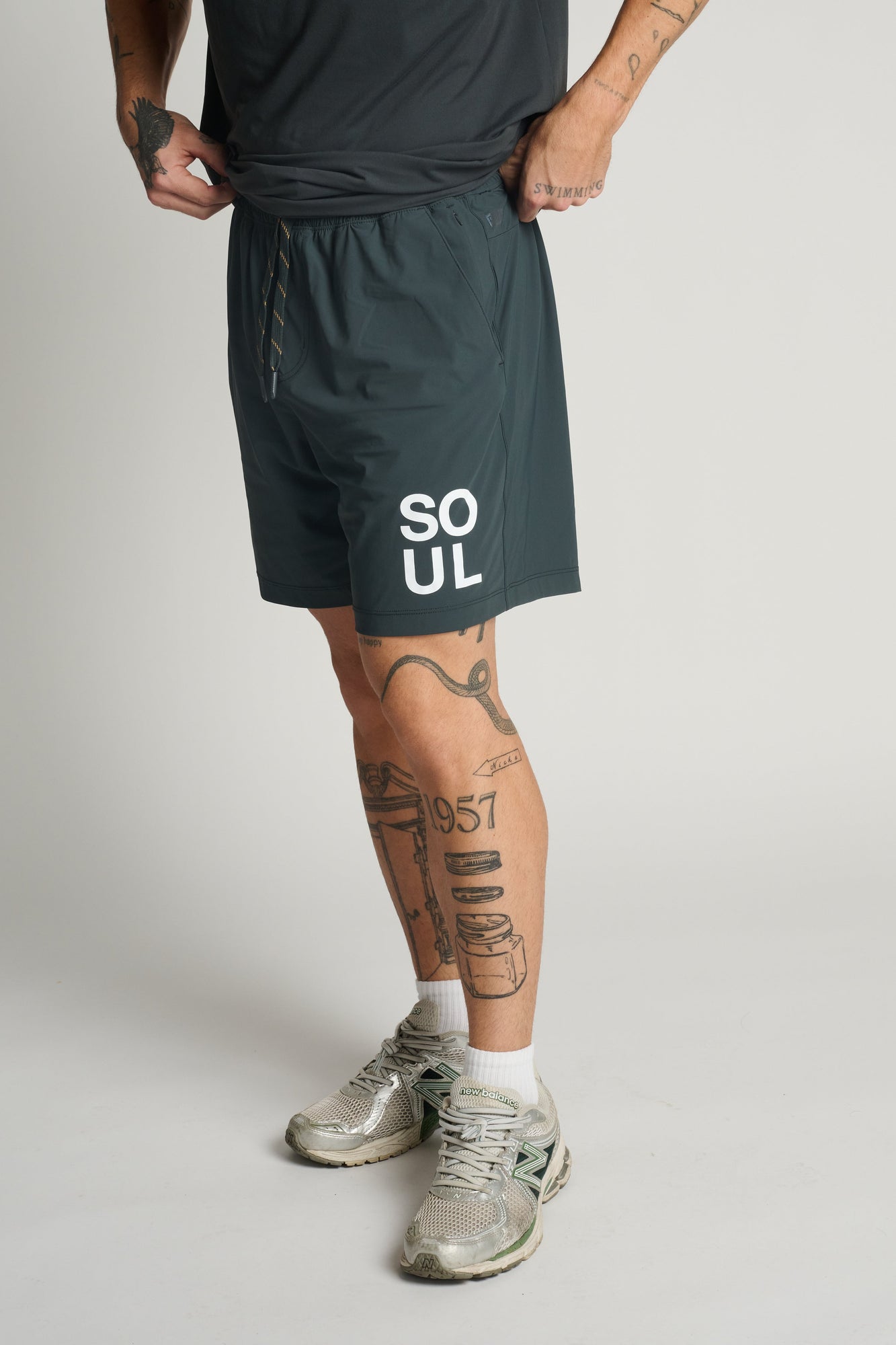 Rhone | 7' Pursuit Short- Unlined | Dark Grey