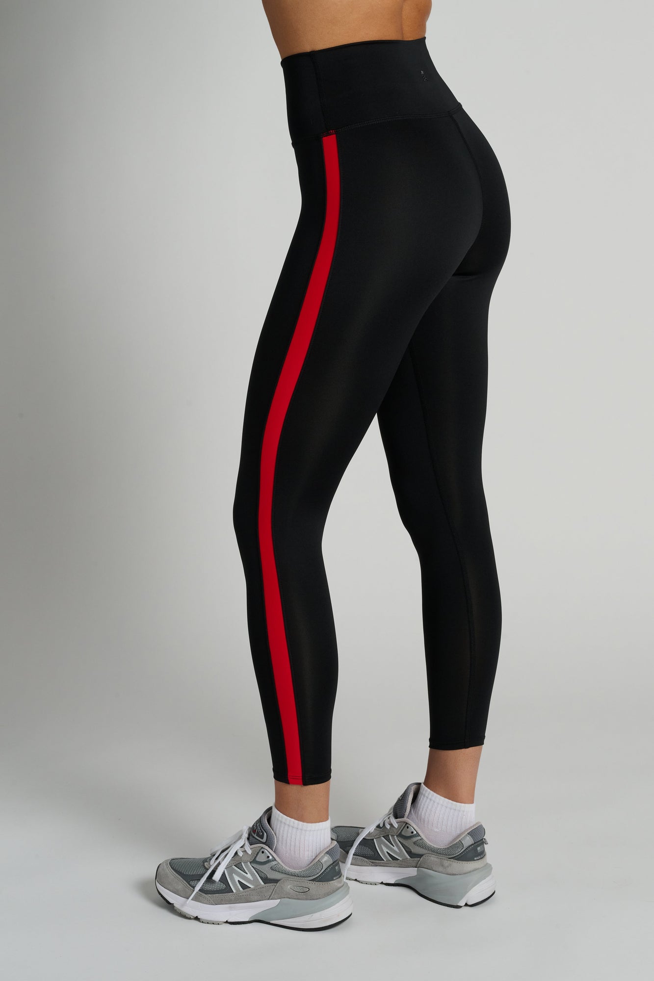 Soul by SoulCycle | Milestone Racing Tight | Black/Red