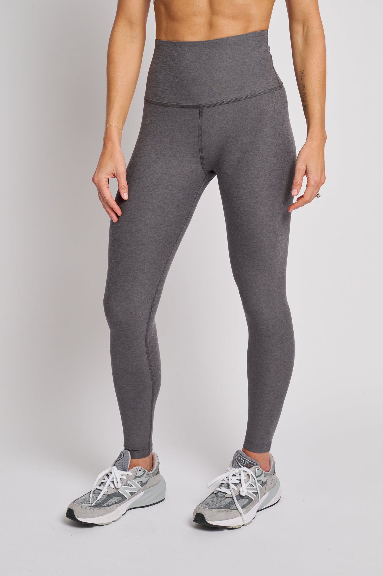 Beyond Yoga | Caught In The Midi Legging | True Gray Heather