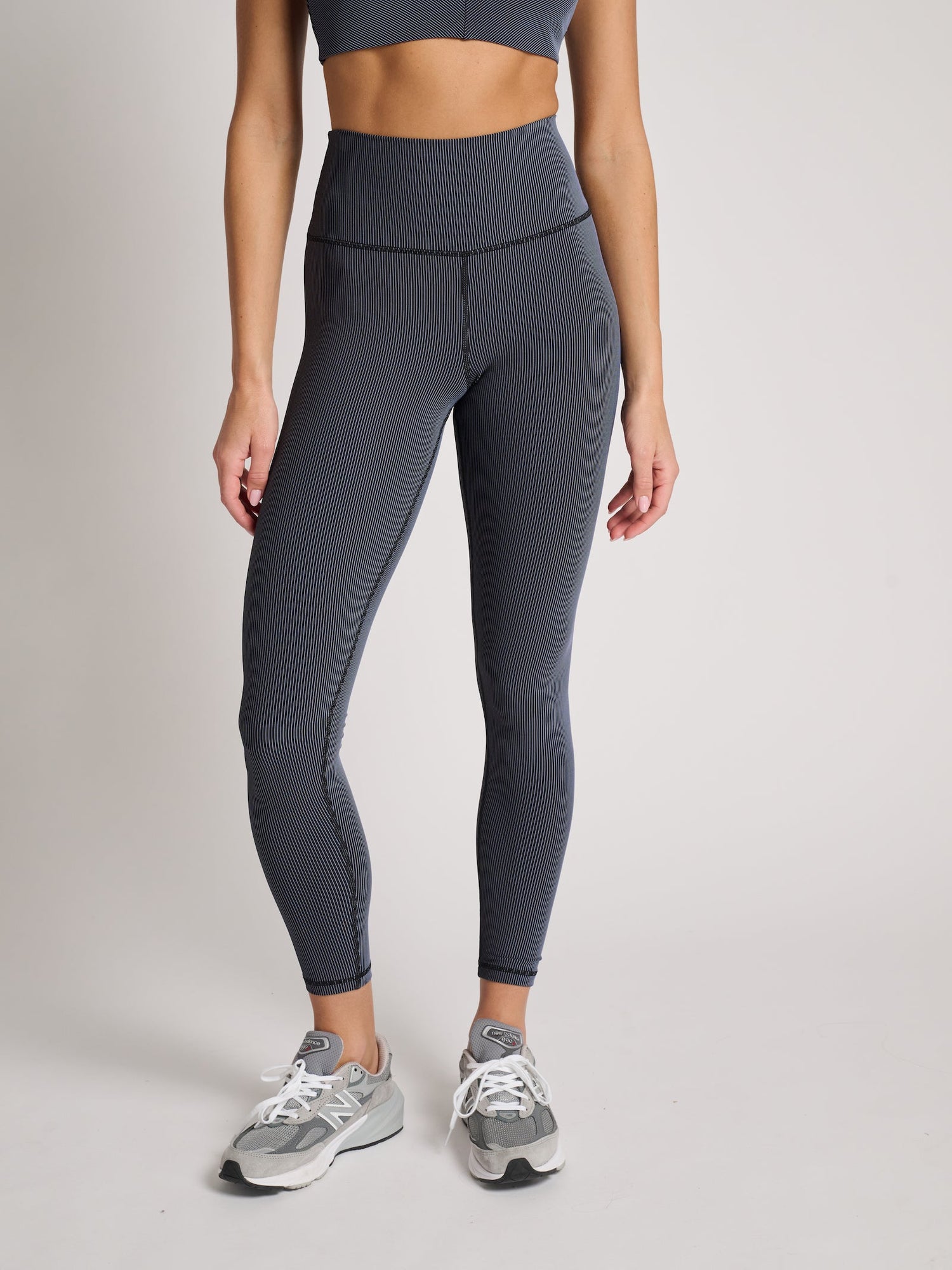 Spiritual Gangster | Lotus 2-Tone 7/8 Legging | Black