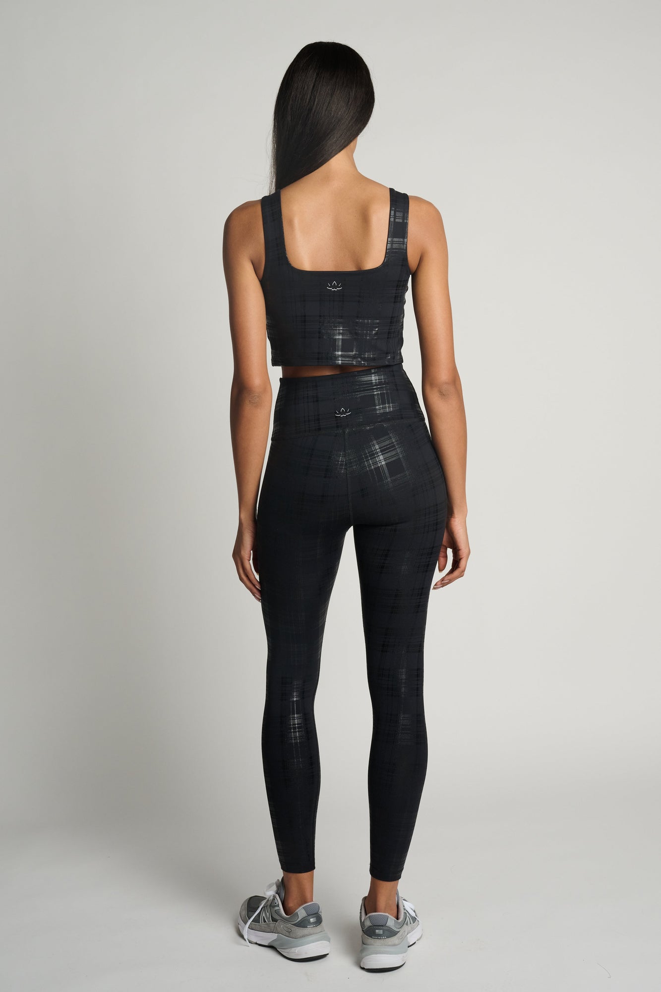 Beyond Yoga | High Waisted Midi Legging | Plaid Foil Black