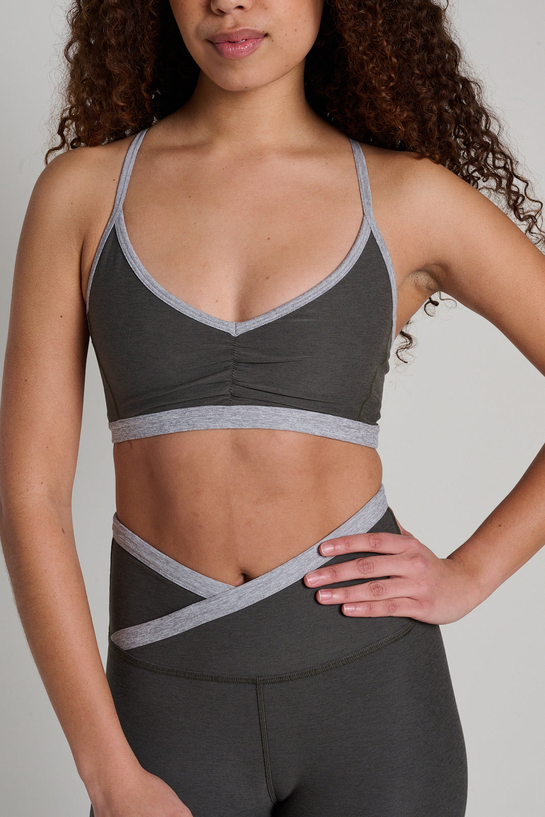 Beyond Yoga | Spacedye Outlines Strappy Bra | Dusty Forest Heather