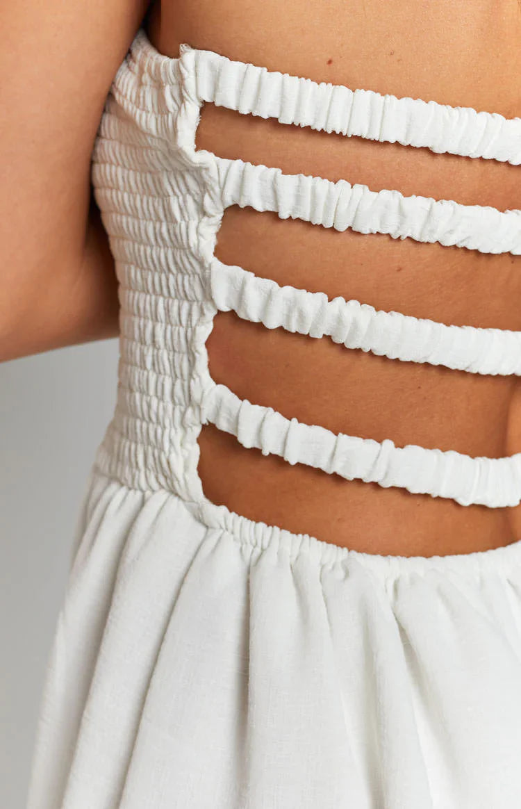 Sundazed Strap Back Dress | White