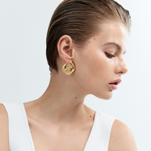 Tabi Earrings | 18K Gold Plated
