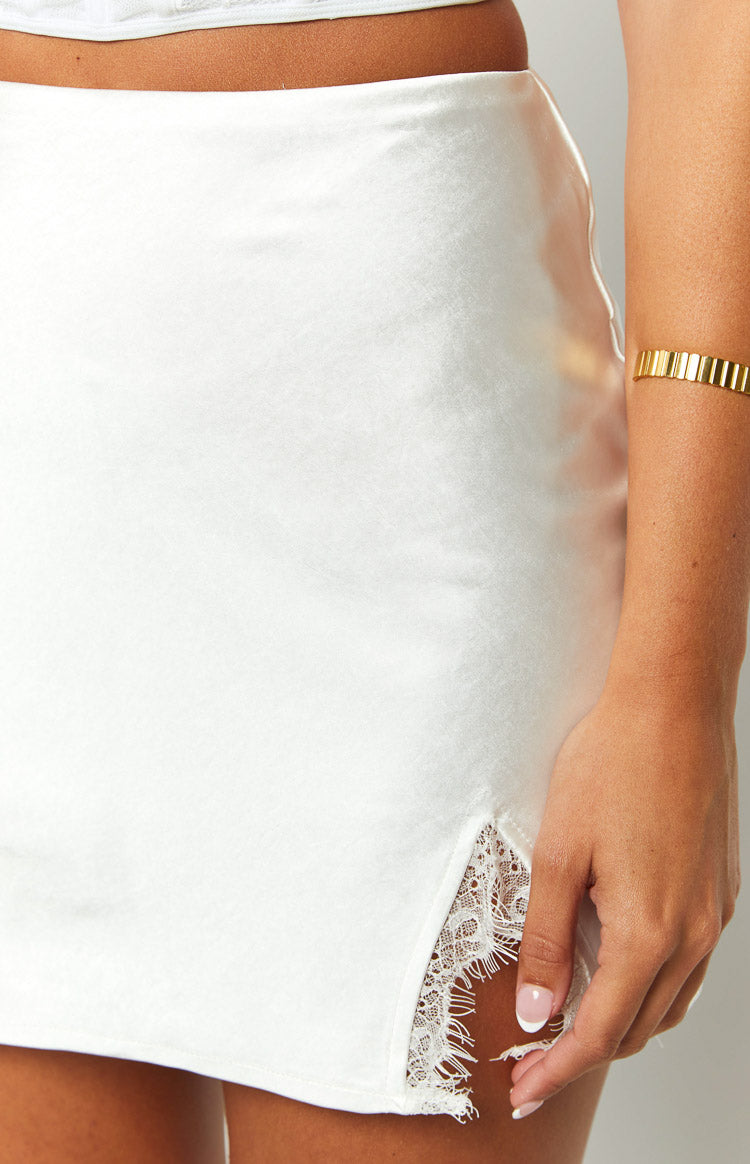 Vivian Lace Mini Skirt | White