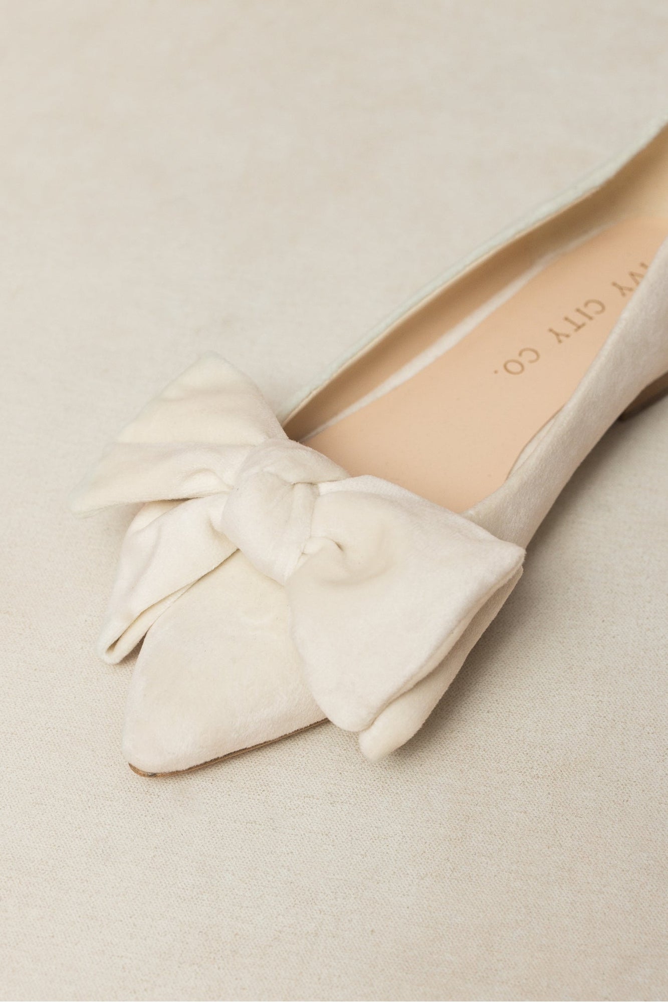 Women | Ivy Bow Flat | Cream