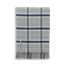 Wellington Throw | Carbon / English Manor