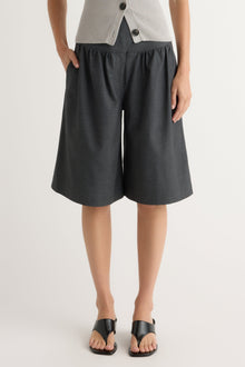Renee | Arlen Suiting Bermuda Short in Size Extra Small