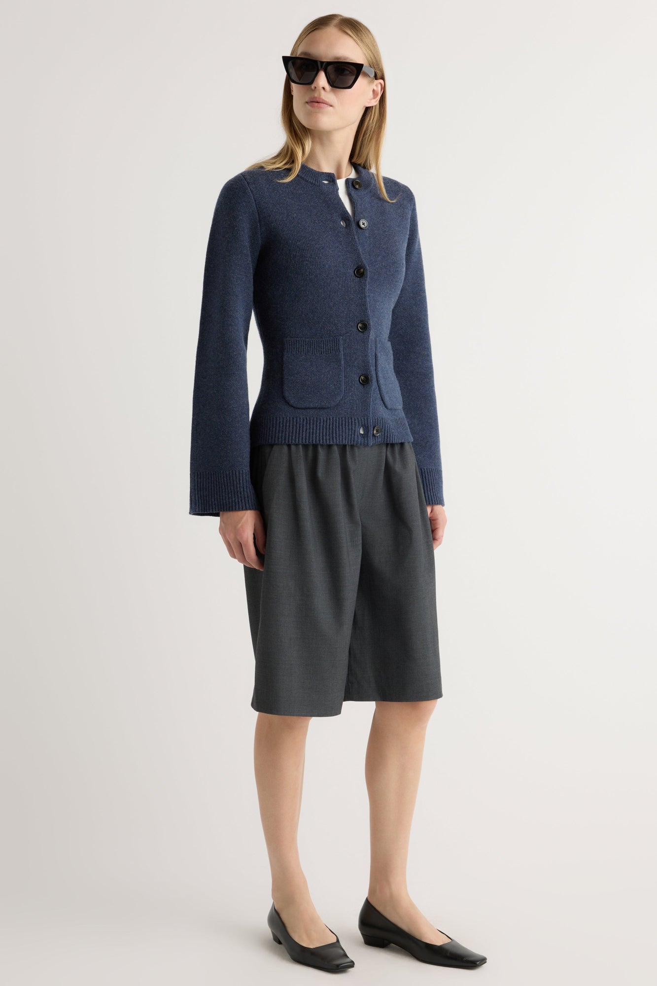Jess | Eames Organic Cotton-Wool Button Cardigan in Size Small