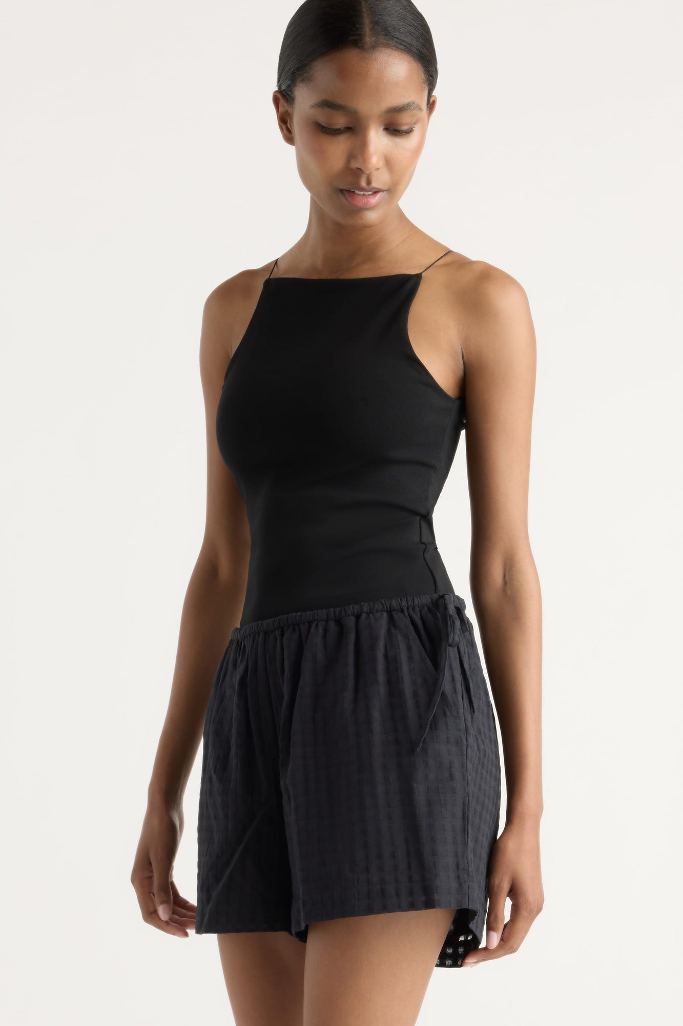 Isilda | Hayoon Side-Tie Gingham Short in Size Extra Small
