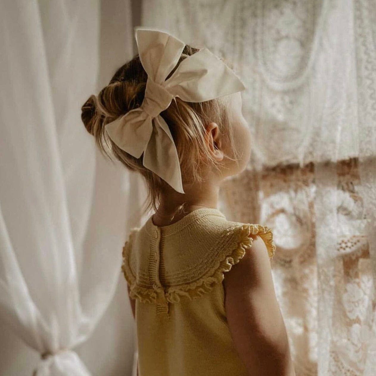 Velvet Bow Hair Clip | White