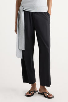 Isilda | Paula Stretch-Waist Organic Cotton Pant in Size Extra Small