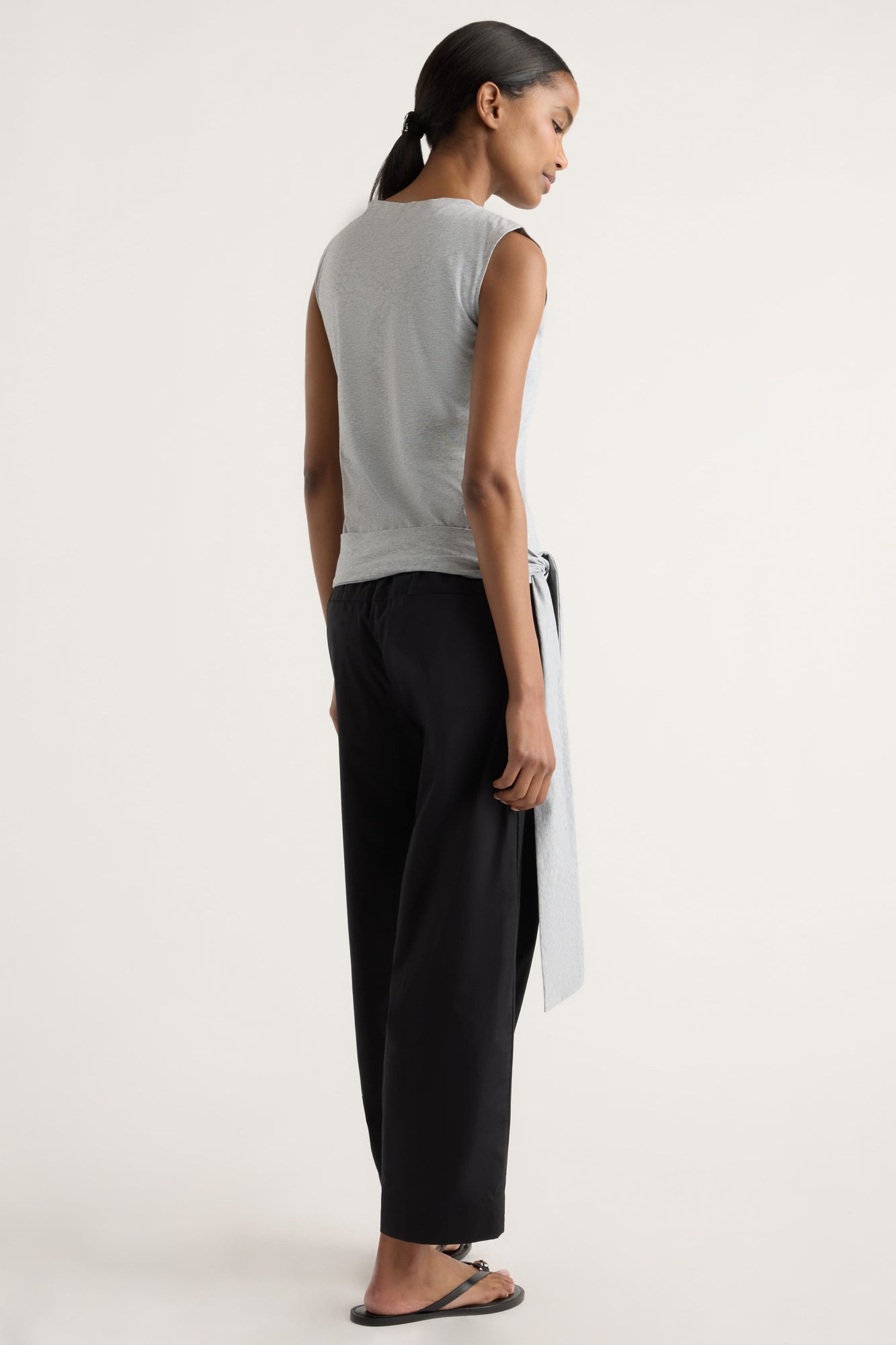 Isilda | Paula Stretch-Waist Organic Cotton Pant in Size Extra Small