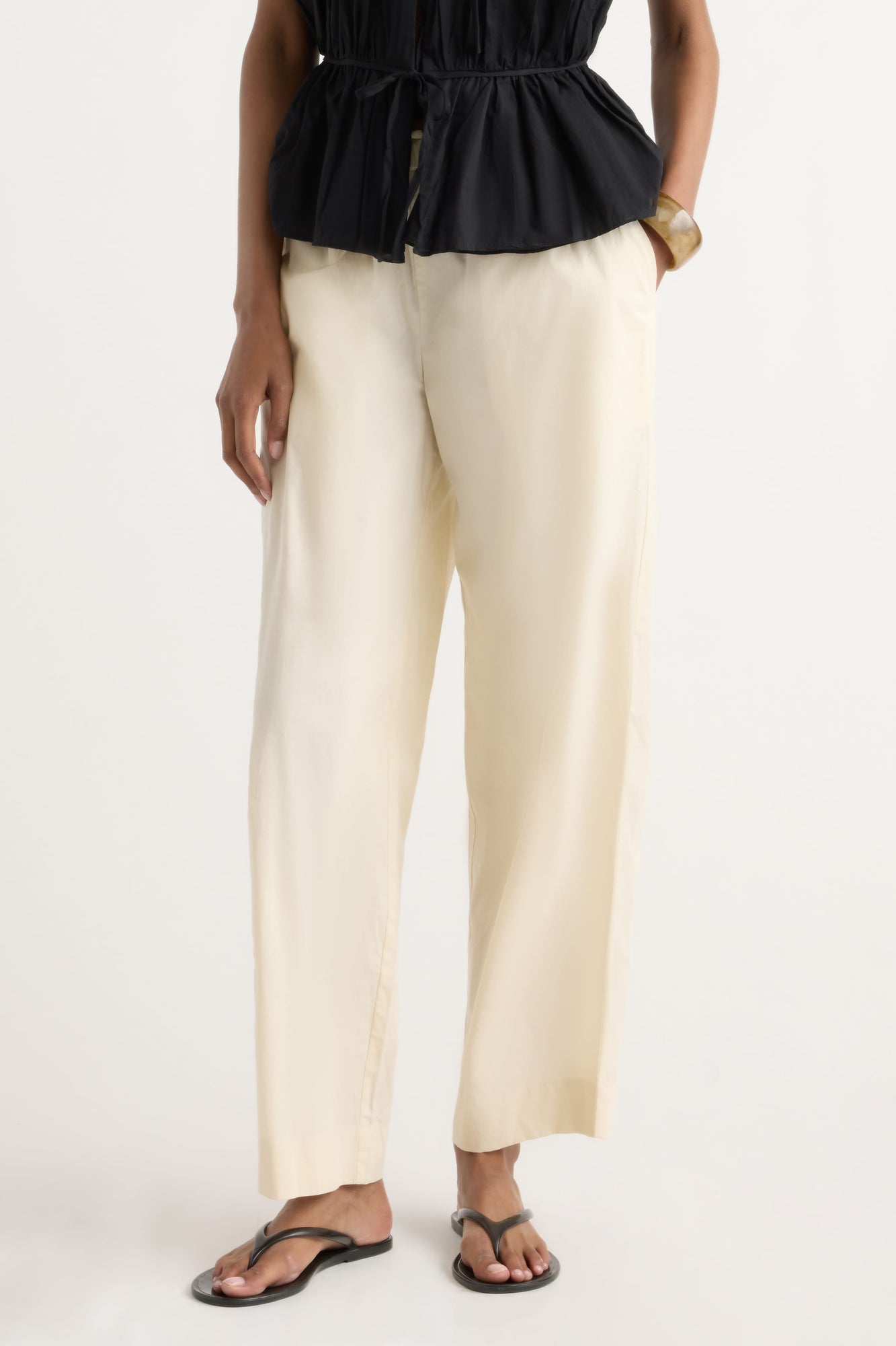 Isilda | Paula Stretch-Waist Organic Cotton Pant in Size Extra Small