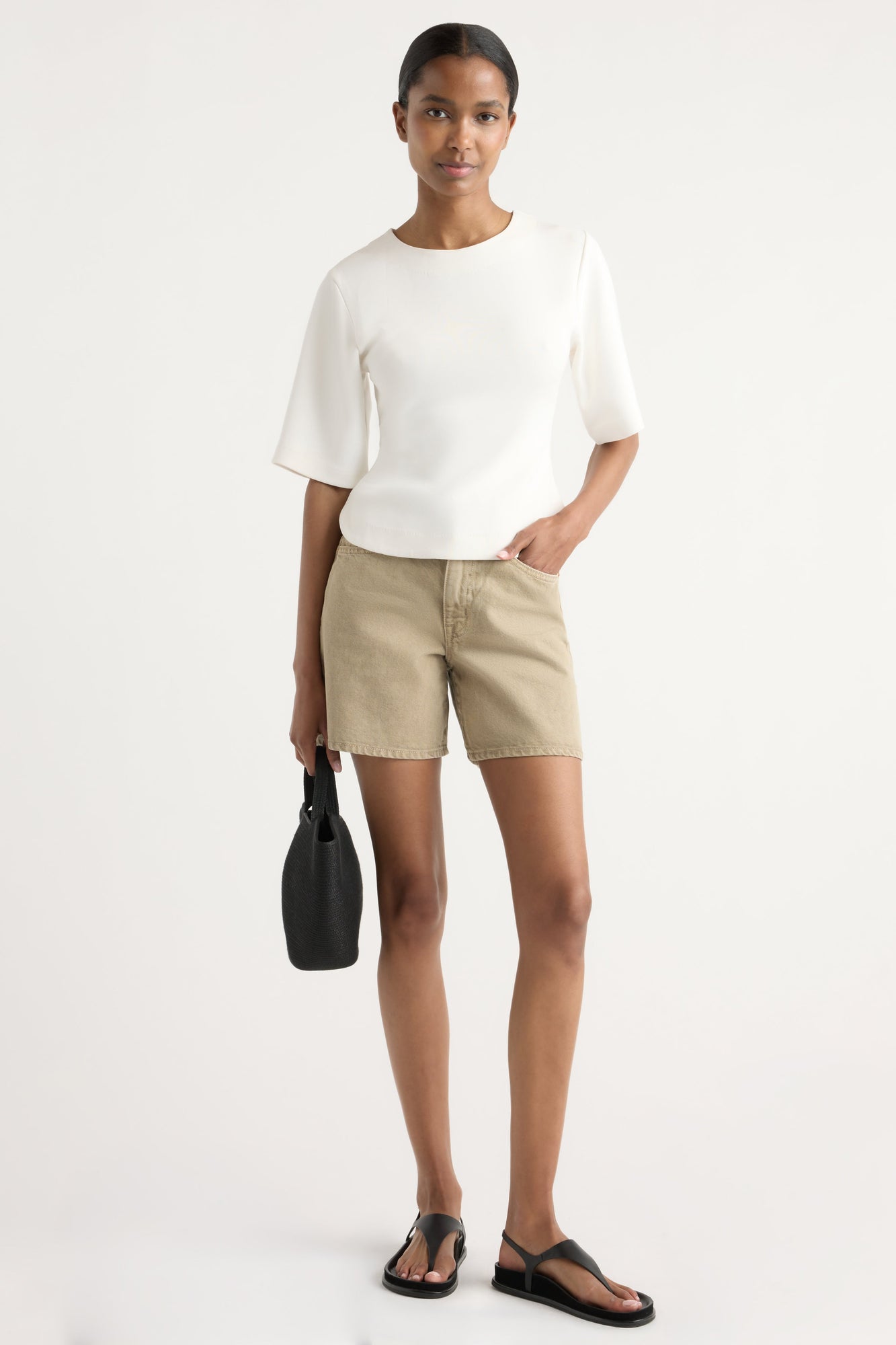 Isilda | Reem Sculpted Curved-Hem Tee in Size Extra Small